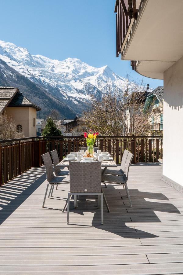 Apartment President - Alpes Travel - Central Chamonix - Sleeps 12 ภายนอก รูปภาพ