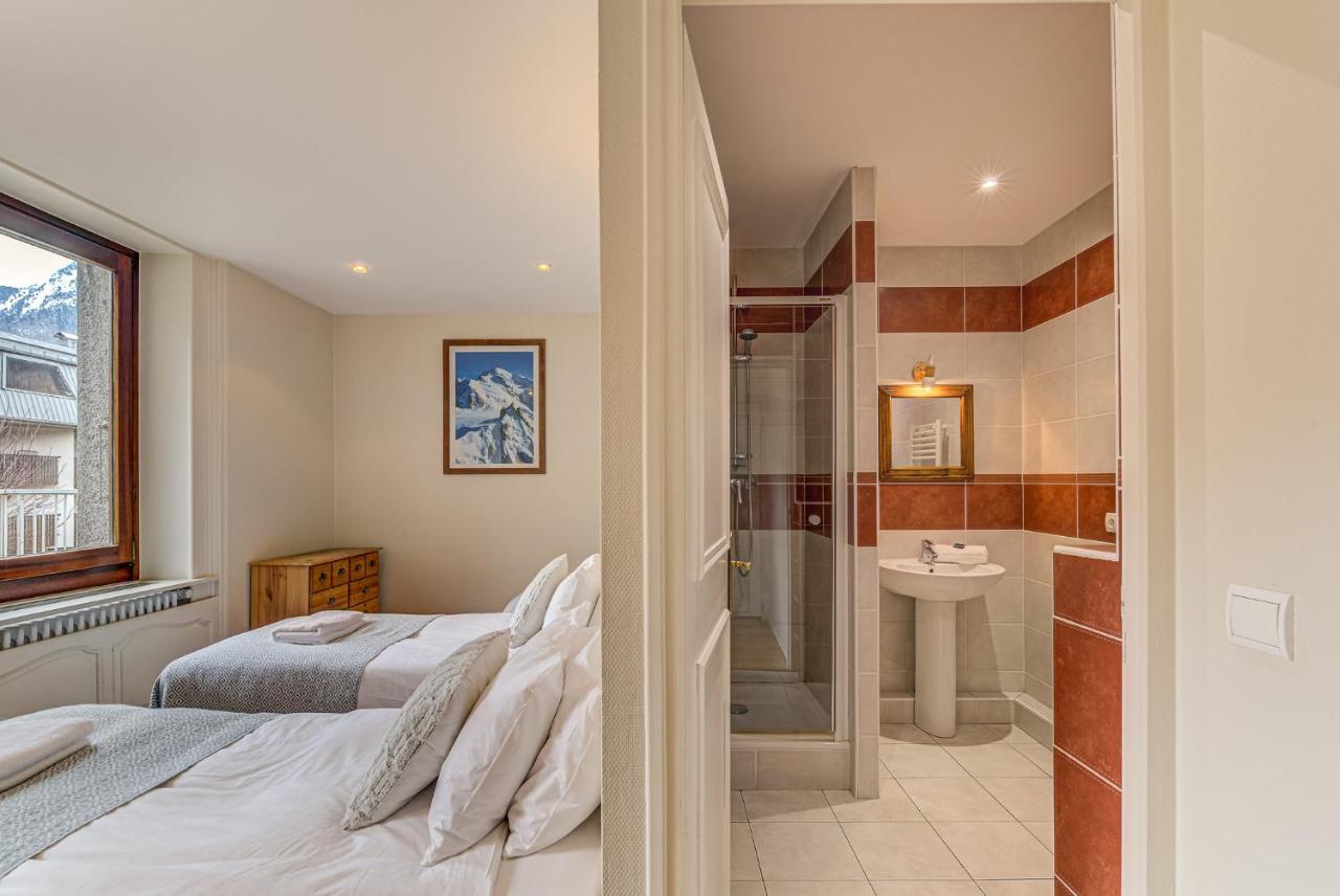 Apartment President - Alpes Travel - Central Chamonix - Sleeps 12 ภายนอก รูปภาพ